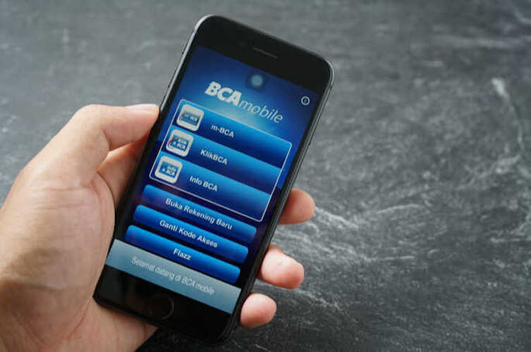 Cara Verifikasi Ulang BCA Mobile Melalui Menu About