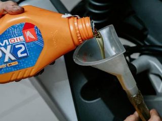 Berapa Kilometer Ganti Oli Motor Matic?