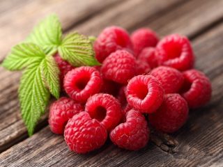 10 Manfaat Buah Raspberry Untuk Ibu Hamil