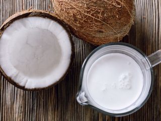 Efek Samping Penggunaan Santan Untuk Rambut