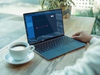 Cara Membersihkan Layar Laptop dan Monitor Bagian Luar